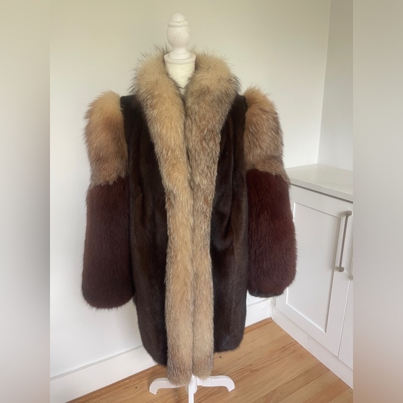 SOLD ;Thick Full Pelt mink and crystal fox fur coat Size L - Picture 1 of 11
